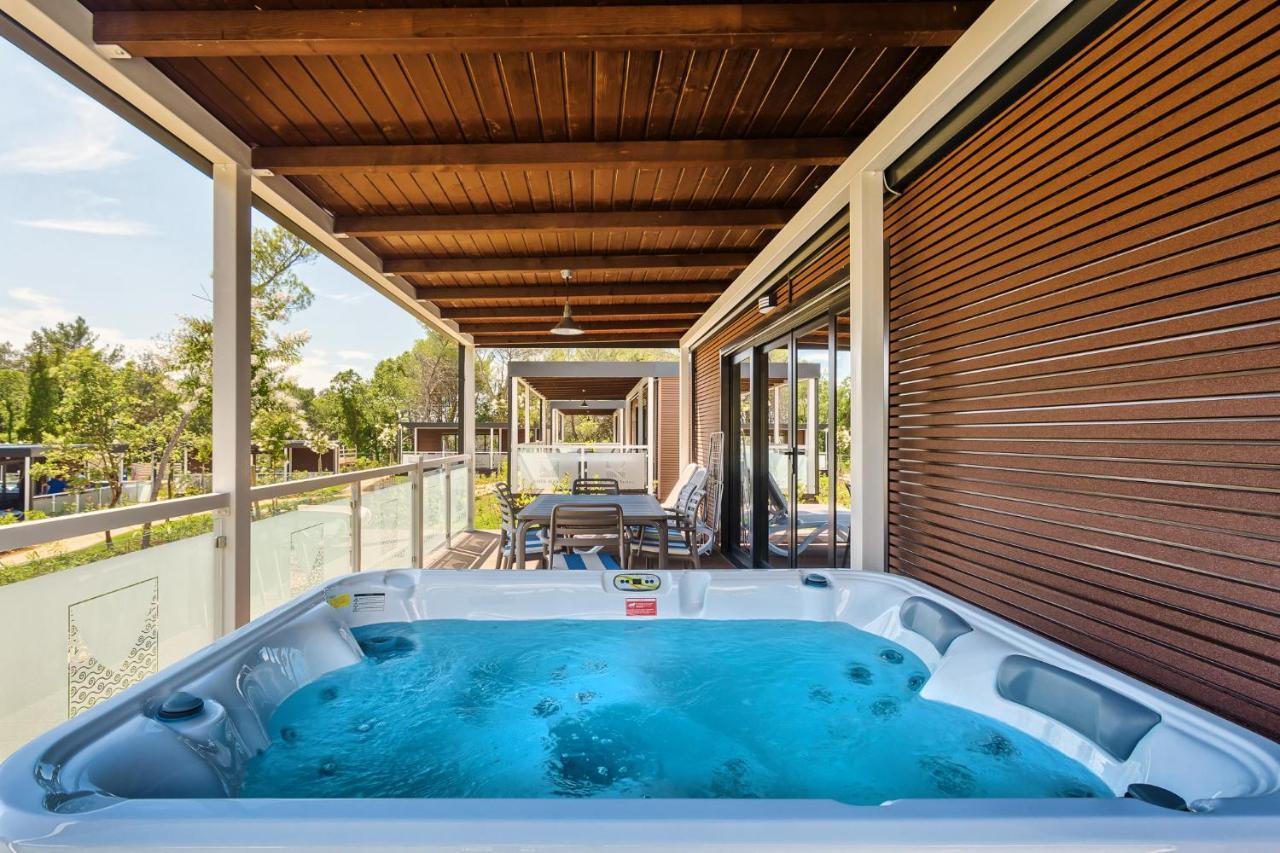 Premium Camping Homes Santa Marina, Lanterna Tar-Vabriga Exterior foto