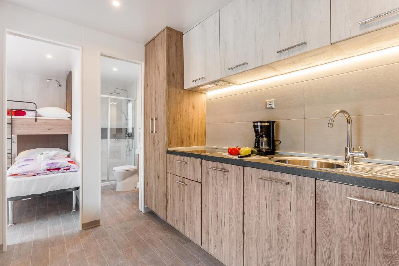 Premium Camping Homes Santa Marina, Lanterna Tar-Vabriga Exterior foto